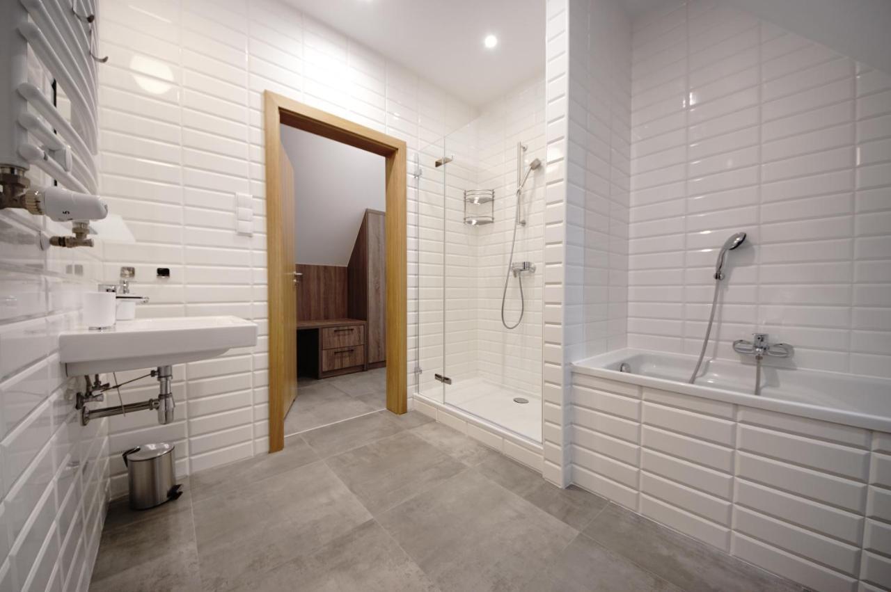 Bh Properties, Apartamenty Teatr Wybrzeze Srodmiescie กดัญสก์ ภายนอก รูปภาพ