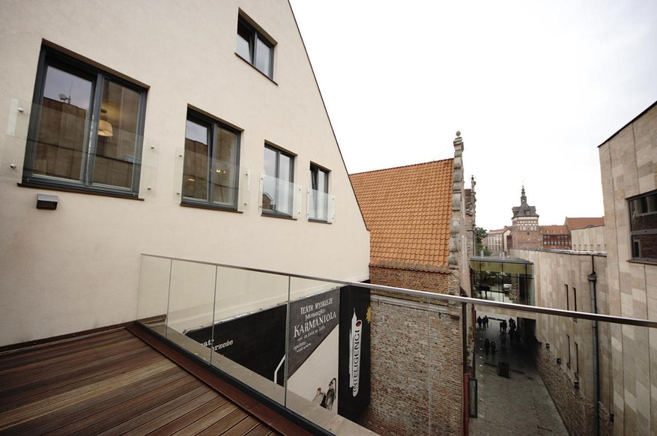 Bh Properties, Apartamenty Teatr Wybrzeze Srodmiescie กดัญสก์ ภายนอก รูปภาพ