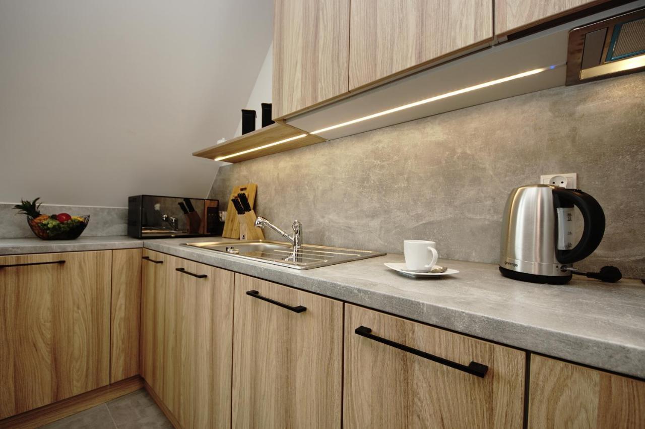 Bh Properties, Apartamenty Teatr Wybrzeze Srodmiescie กดัญสก์ ภายนอก รูปภาพ