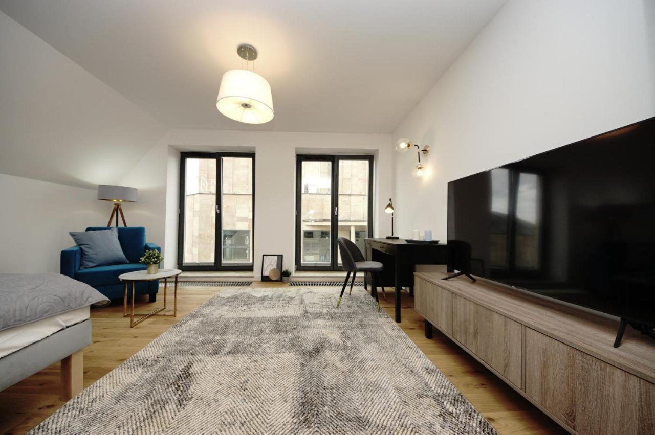 Bh Properties, Apartamenty Teatr Wybrzeze Srodmiescie กดัญสก์ ภายนอก รูปภาพ