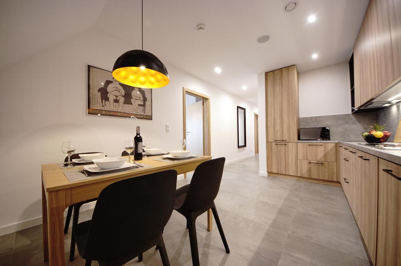 Bh Properties, Apartamenty Teatr Wybrzeze Srodmiescie กดัญสก์ ภายนอก รูปภาพ