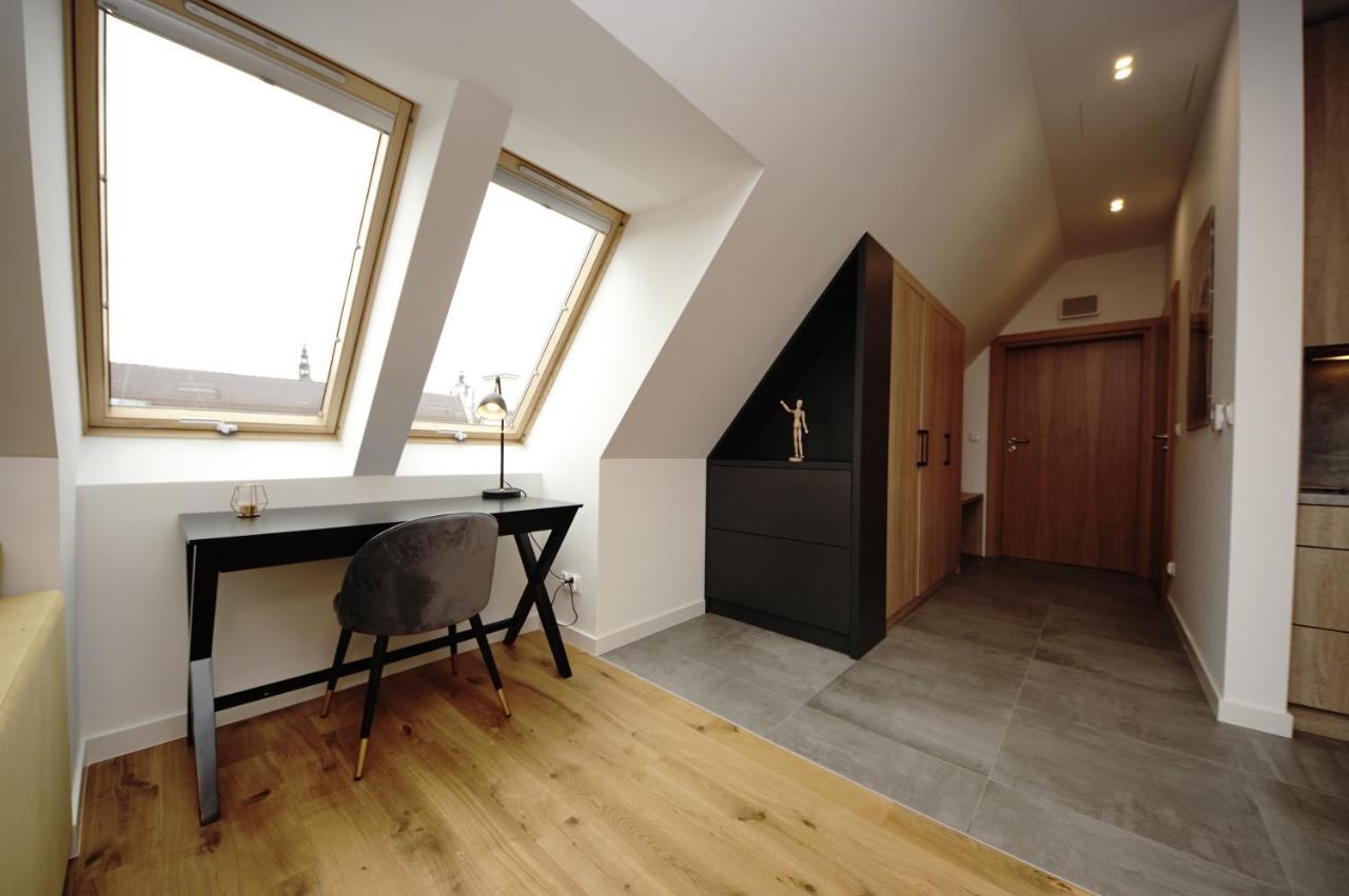 Bh Properties, Apartamenty Teatr Wybrzeze Srodmiescie กดัญสก์ ภายนอก รูปภาพ
