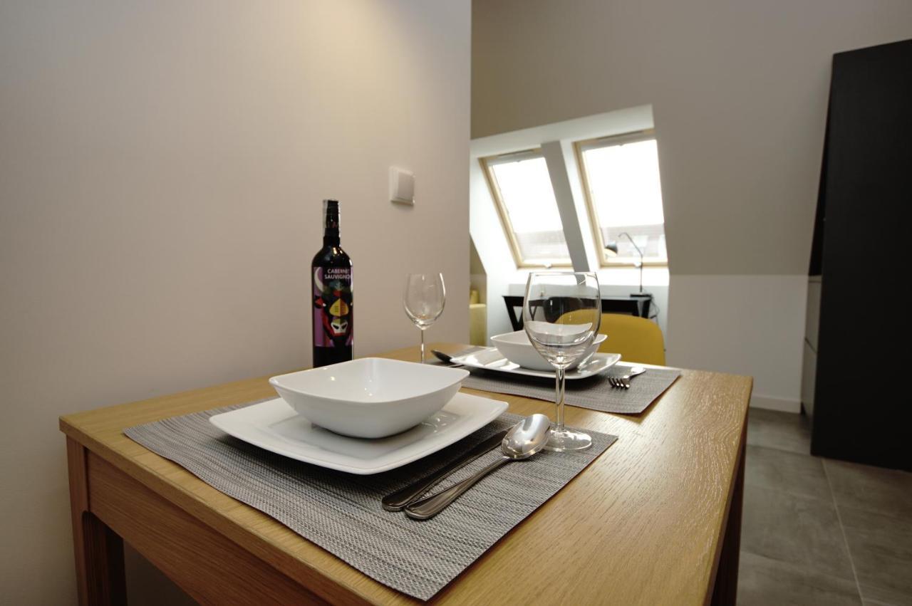 Bh Properties, Apartamenty Teatr Wybrzeze Srodmiescie กดัญสก์ ภายนอก รูปภาพ