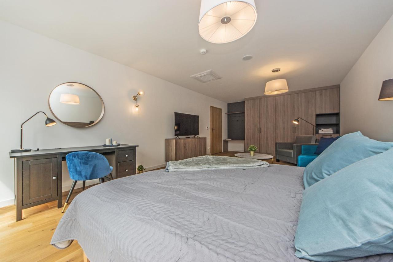 Bh Properties, Apartamenty Teatr Wybrzeze Srodmiescie กดัญสก์ ภายนอก รูปภาพ